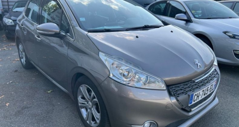 Peugeot 208 1.4 HDI FAP ALLURE 5P