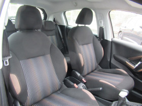 Peugeot 208 1.4 HDI FAP URBAN SOUL 5P  occasion  Toulouse - photo n16
