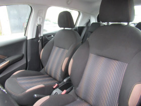 Peugeot 208 1.4 HDI FAP URBAN SOUL 5P  occasion  Toulouse - photo n8
