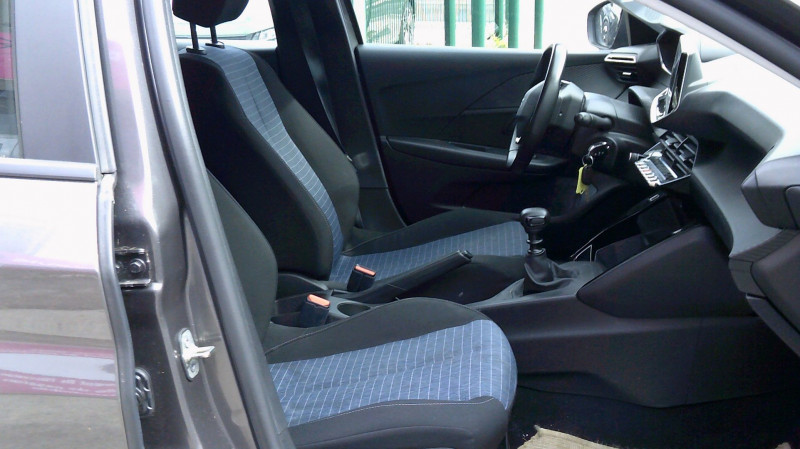 Peugeot 208 1.5 BLUEHDI 100 PREMIUM PACK 2021 - photo n°9 Peugeot 208 1.5 BLUEHDI 100 PREMIUM PACK  occasion à Toulouse - photo n°9