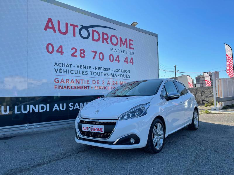 Peugeot 208 occasion 2018 mise en vente à Marseille 10 par le garage AUTODROME - photo n°1