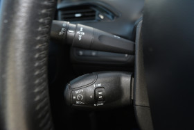 Peugeot 208 1.5 BLUEHDI 100CH E6.C ACTIVE BUSINESS S&S BVM5 86G 5P  occasion � Toulouse - photo n�7