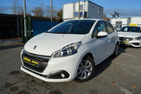 Peugeot 208 , garage VINHAS AUTO � Toulouse