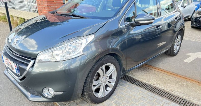 Peugeot 208 1.6 BlueHDi 100ch Allure S&S 5p
