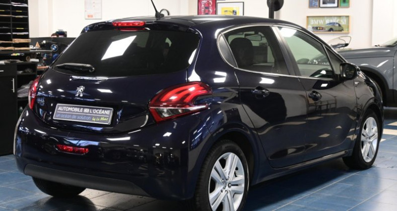 Peugeot 208 1.6 BlueHDi 100ch BVM5 Style 2017 - photo n°4 Peugeot 208 1.6 BlueHDi 100ch BVM5 Style  occasion à ST SATURNIN - photo n°4