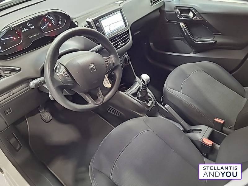 Peugeot 208 1.6 BlueHDi 100ch S&S BVM5 Active Business  occasion  VILLENEUVE D'ASCQ - photo n9