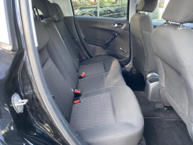 Peugeot 208 1.6 BlueHDi 100ch Style 5p  occasion  Castelmaurou - photo n5