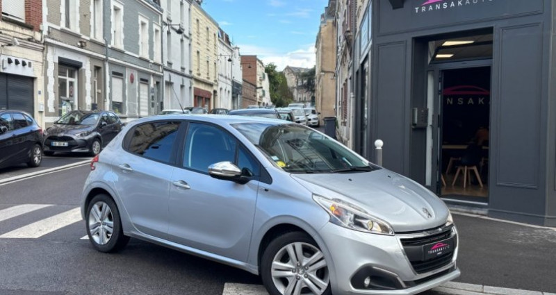 Peugeot 208 1.6 BlueHDi 100ch Style / BLUETOOTH / GPS 2016 - photo n°1 Peugeot 208 1.6 BlueHDi 100ch Style / BLUETOOTH / GPS  occasion à Cambrai - photo n°1