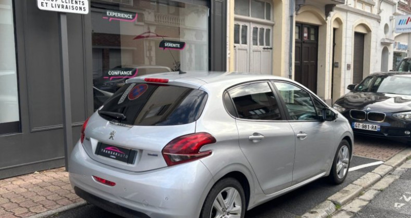 Peugeot 208 1.6 BlueHDi 100ch Style / BLUETOOTH / GPS 2016 - photo n°5 Peugeot 208 1.6 BlueHDi 100ch Style / BLUETOOTH / GPS  occasion à Cambrai - photo n°5