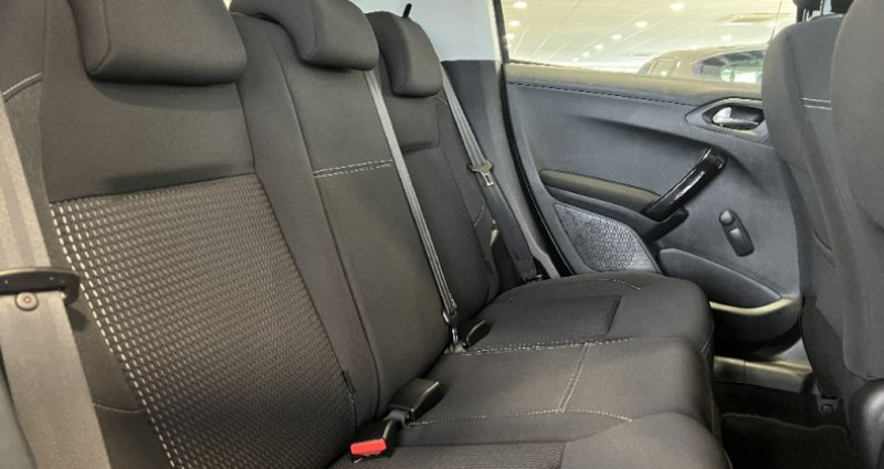 Peugeot 208 1.6 BlueHDi 75ch BVM5 ACCESS 2018 - photo n°6 Peugeot 208 1.6 BlueHDi 75ch BVM5 ACCESS  occasion à CREUZIER LE VIEUX - photo n°6