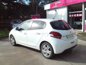 Peugeot 208 1.6 BLUEHDI 75CH STYLE 5P  occasion  Toulouse - photo n3