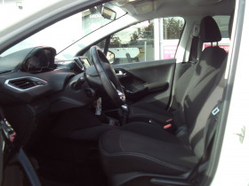 Peugeot 208 1.6 BLUEHDI 75CH STYLE 5P  occasion  Toulouse - photo n8