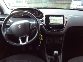 Peugeot 208 1.6 BLUEHDI 75CH STYLE 5P  occasion  Toulouse - photo n6