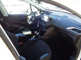 Peugeot 208 1.6 E-HDI FAP ALLURE 4CV 3P  occasion  Aucamville - photo n4