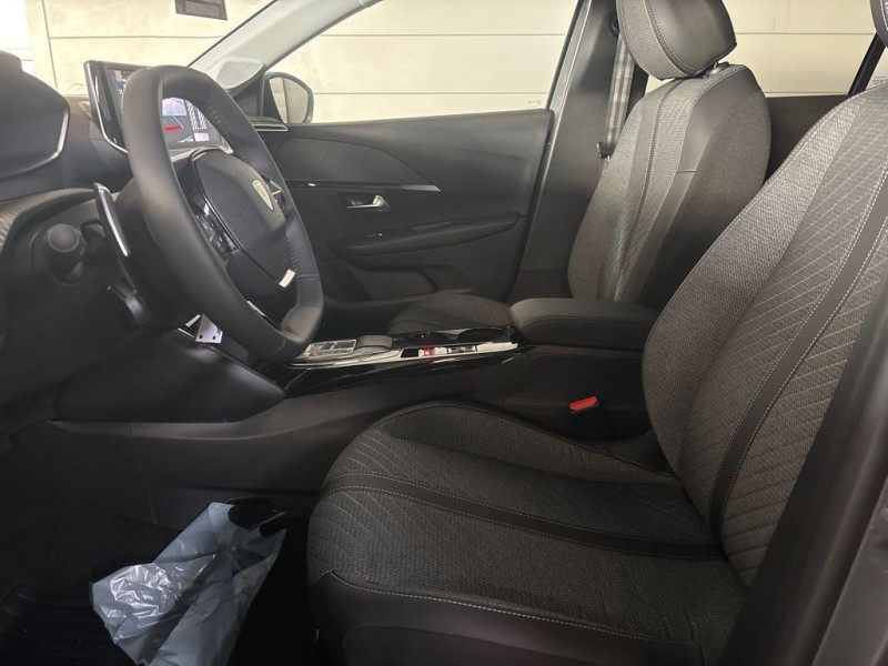 Peugeot 208 208 Hybrid 110 e-DCS6 Allure 2024 - photo n°14 Peugeot 208 208 Hybrid 110 e-DCS6 Allure  occasion à Noisy-le-Grand - photo n°14