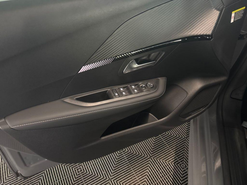 Peugeot 208 208 Hybrid 110 e-DCS6 Allure 2024 - photo n°15 Peugeot 208 208 Hybrid 110 e-DCS6 Allure  occasion à Noisy-le-Grand - photo n°15