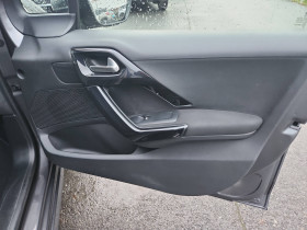 Peugeot 208 208 PureTech 110ch S&S BVM6 Tech Edition 5p  occasion � Lescure-d'Albigeois - photo n�18