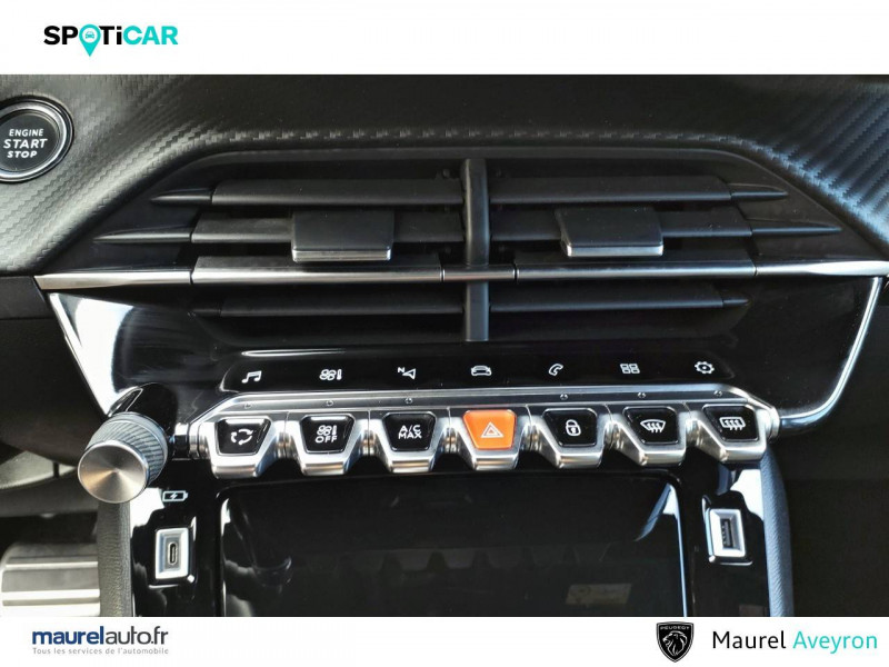 Peugeot 208 208 PureTech 130 S&S EAT8 GT Pack 5p  - photo n°17 Peugeot 208 208 PureTech 130 S&S EAT8 GT Pack 5p  occasion à Millau - photo n°17