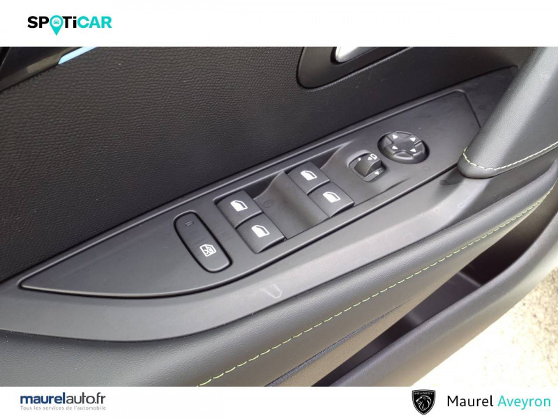 Peugeot 208 208 PureTech 130 S&S EAT8 GT Pack 5p  - photo n°12 Peugeot 208 208 PureTech 130 S&S EAT8 GT Pack 5p  occasion à Millau - photo n°12