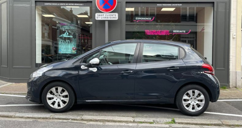 Peugeot 208 68ch Like / FAIBLE KILOMETRAGE / REGULATEUR 2019 - photo n°4 Peugeot 208 68ch Like / FAIBLE KILOMETRAGE / REGULATEUR  occasion à Cambrai - photo n°4