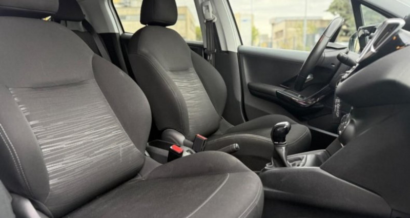 Peugeot 208 80CH URBAN SOUL DISTRIBUTION FAITE 2015 - photo n°6 Peugeot 208 80CH URBAN SOUL DISTRIBUTION FAITE  occasion à Valence - photo n°6