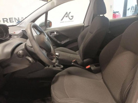 Peugeot 208 , garage RENAULT CHARLEVILLE MEZIERES  CHARLEVILLE MEZIERES