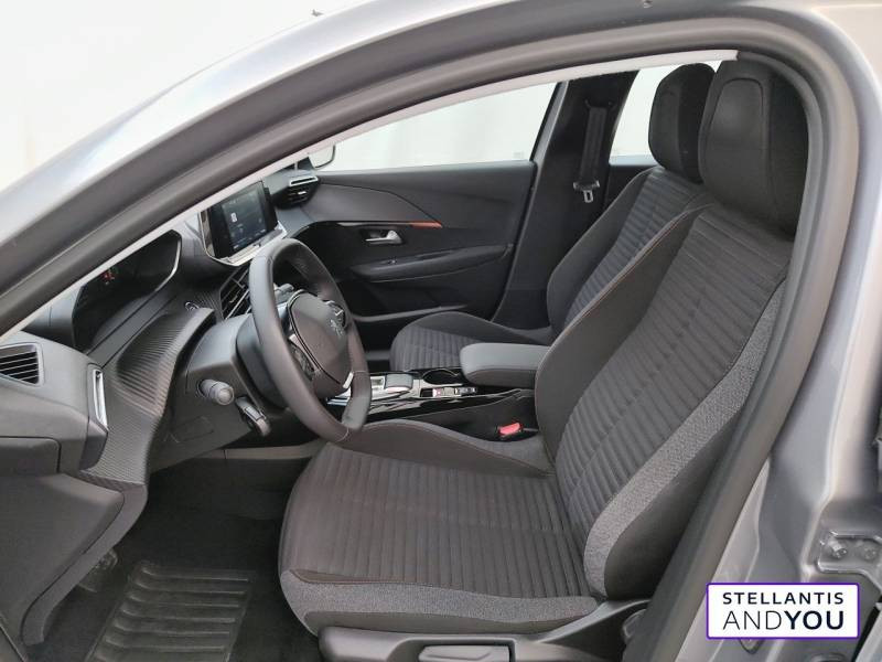 Peugeot 208 Electrique 50 kWh 136ch Active  occasion à  VENISSIEUX - photo n°10
