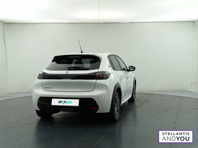 Peugeot 208 Electrique 50 kWh 136ch Allure Pack  occasion  RONCQ - photo n4
