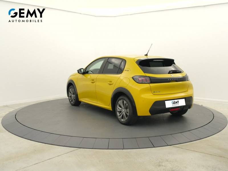 Peugeot 208 Electrique 50 kWh 136ch Style  occasion  St BRIEUC - photo n7