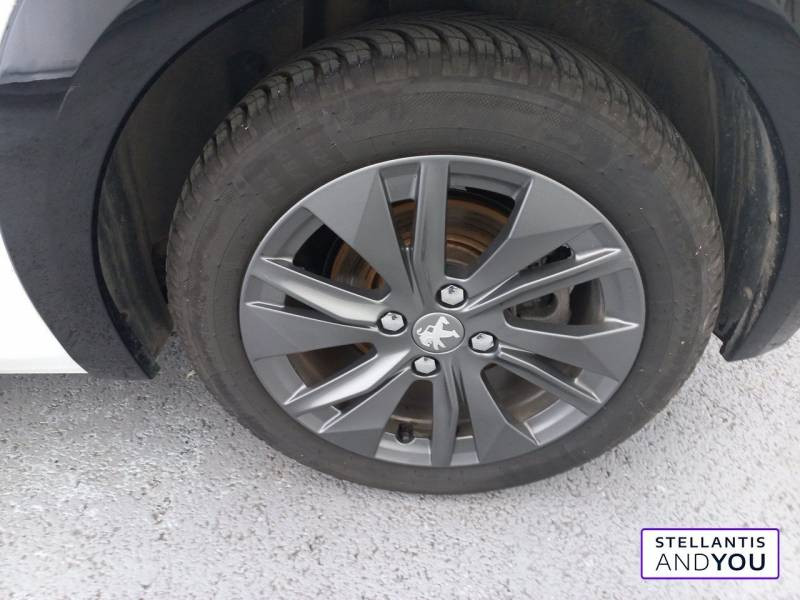 Peugeot 208 Electrique 50 kWh 136ch Style  occasion   VENISSIEUX - photo n6