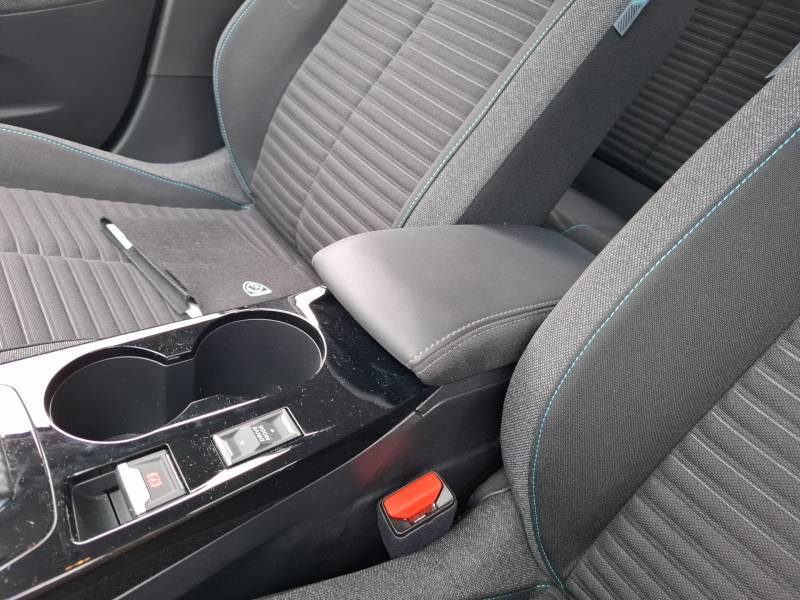 Peugeot 208 Electrique 50 kWh 136ch Style 2023 - photo n°20 Peugeot 208 Electrique 50 kWh 136ch Style  occasion à Biscarrosse - photo n°20