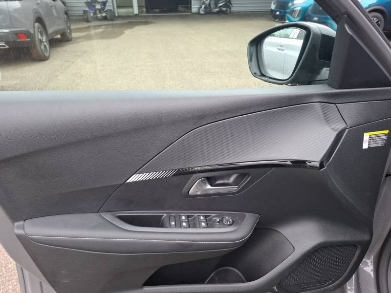 Peugeot 208 Hybrid 100 e-DCS6 Allure 2024 - photo n°12 Peugeot 208 Hybrid 100 e-DCS6 Allure  occasion à Saint Pierre du Mont - photo n°12