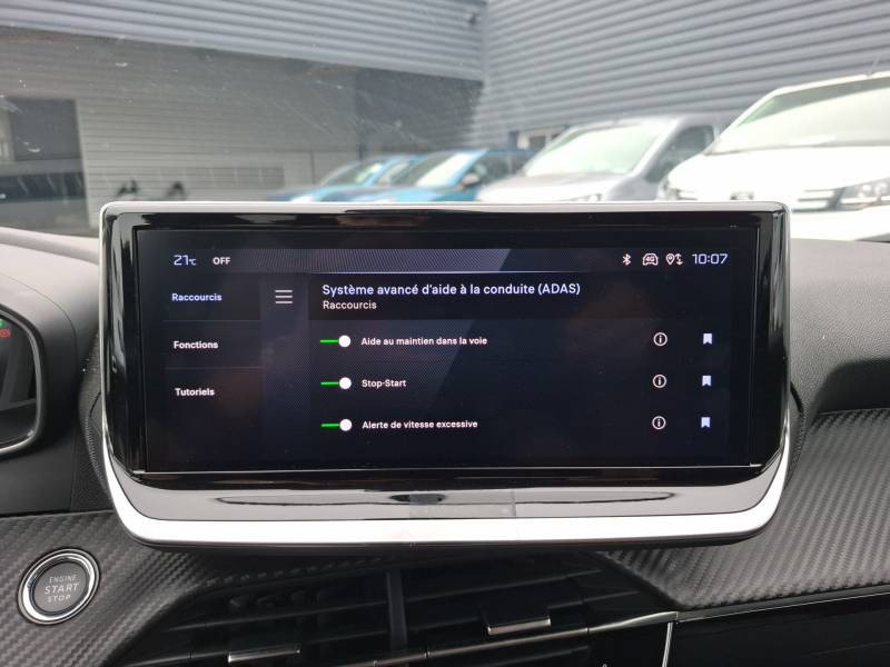 Peugeot 208 Hybrid 100 e-DCS6 Allure 2024 - photo n°20 Peugeot 208 Hybrid 100 e-DCS6 Allure  occasion à Saint Pierre du Mont - photo n°20