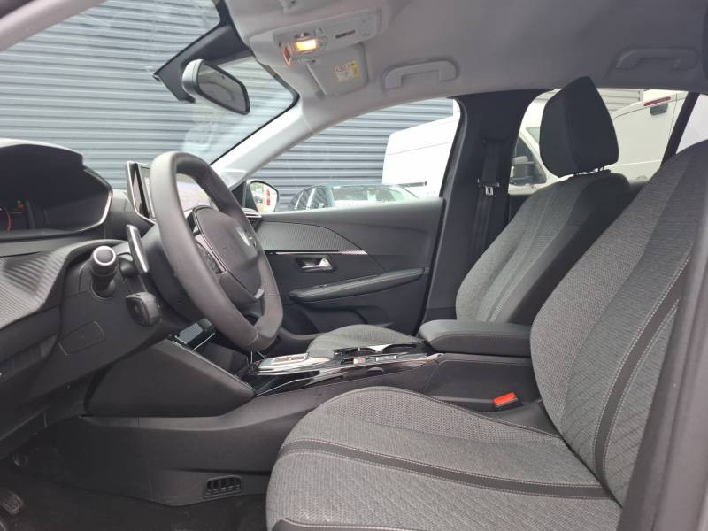 Peugeot 208 Hybrid 100 e-DCS6 Allure 2024 - photo n°14 Peugeot 208 Hybrid 100 e-DCS6 Allure  occasion à Saint Pierre du Mont - photo n°14