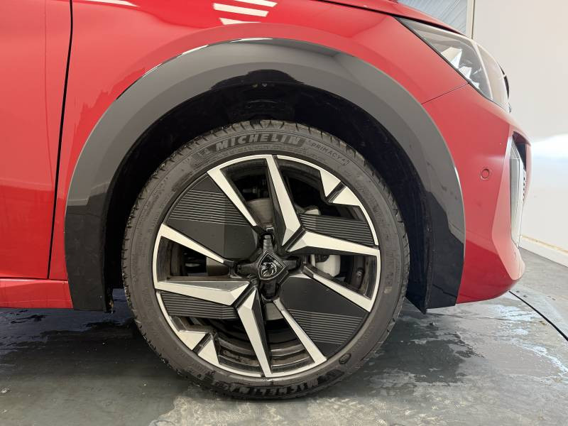 Peugeot 208 Hybrid 100 e-DCS6 GT 2025 - photo n°13 Peugeot 208 Hybrid 100 e-DCS6 GT  occasion à Biscarrosse - photo n°13