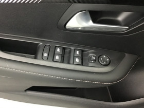 Peugeot 208 Hybrid 110 ch e-DCS6 Allure  occasion � Ganges - photo n�17