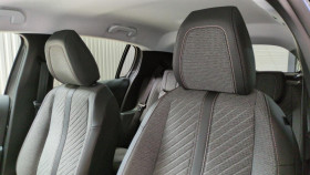 Peugeot 208 Hybrid 110 e-dcs6 allure + angles morts + navi  occasion  Ganges - photo n11