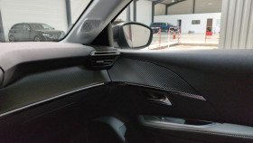 Peugeot 208 Hybrid 110 e-dcs6 allure + angles morts + navi  occasion  Ganges - photo n18