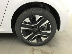 Peugeot 208 Hybrid 110 e-DCS6 Allure  occasion � Ganges - photo n�9