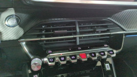 Peugeot 208 Hybrid 136 bva e-dcs6 gt + navi + pack vision + toit pano  occasion � Ganges - photo n�17