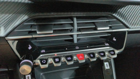 Peugeot 208 Hybrid 145 bva e-dcs6 allure + sieges chauffants  occasion � Ganges - photo n�15