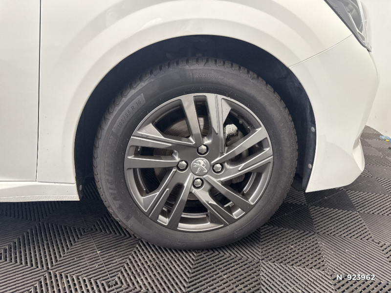 Peugeot 208 PURETECH 100 S&S BVM6 ACTIVE PACK 2022 - photo n°8 Peugeot 208 PURETECH 100 S&S BVM6 ACTIVE PACK  occasion à Cesson - photo n°8