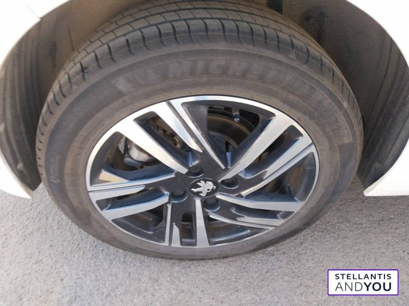 Peugeot 208 PureTech 100 S&S BVM6 Allure Pack  occasion  VILLENEUVE D'ASCQ - photo n5