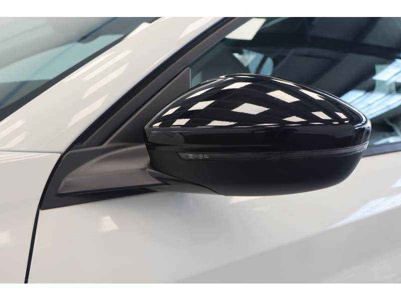 Peugeot 208 PureTech 100 S&S BVM6 Allure Pack 2022 - photo n°6 Peugeot 208 PureTech 100 S&S BVM6 Allure Pack  occasion à LESCAR - photo n°6