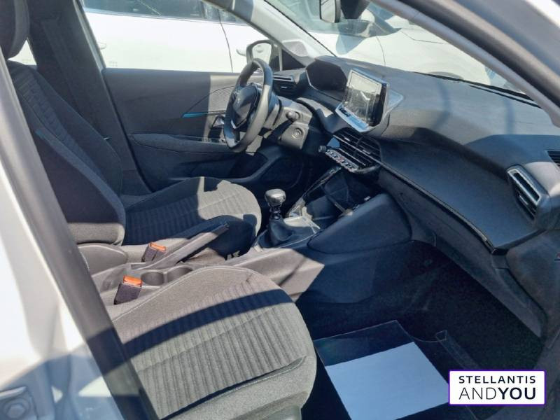 Peugeot 208 PureTech 100 S&S BVM6 Style  occasion  AUBAGNE - photo n4