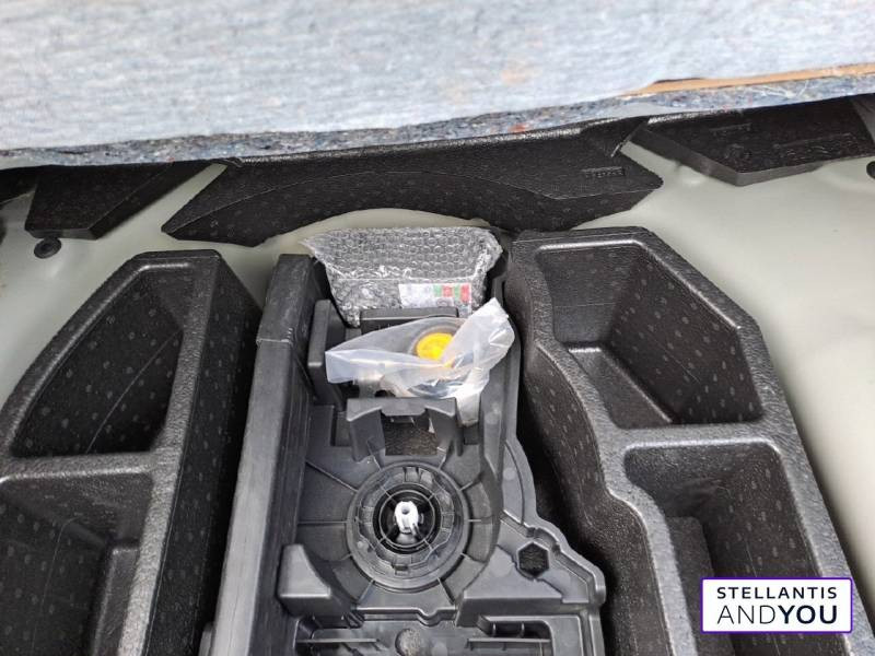 Peugeot 208 PureTech 100 S&S BVM6 Style  occasion  CESSON-SEVIGNE - photo n8