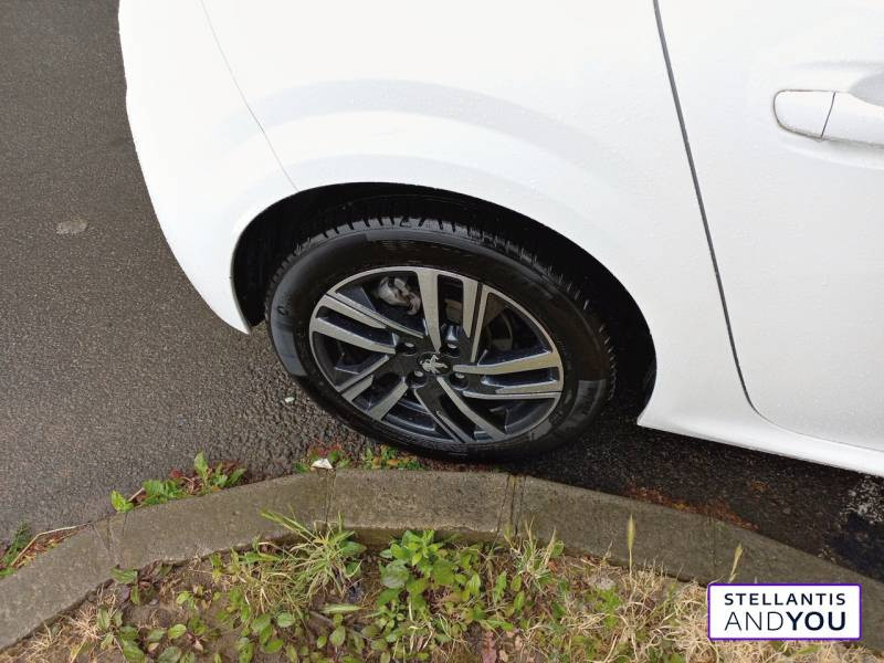 Peugeot 208 PureTech 100 S&S EAT8 Allure  occasion  VILLENEUVE D'ASCQ - photo n6