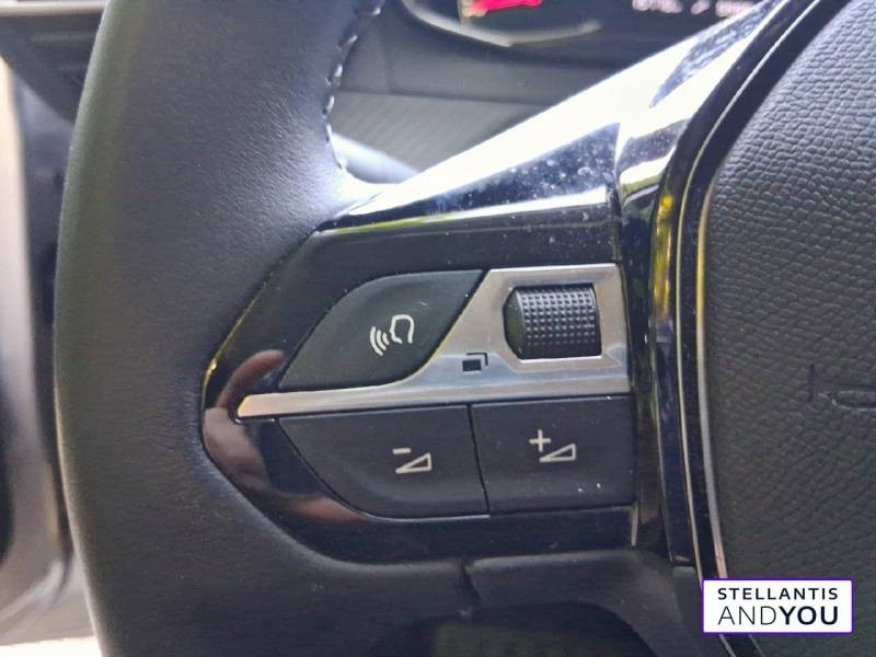 Peugeot 208 PureTech 75 S&S BVM5 Like  occasion  AUBAGNE - photo n8