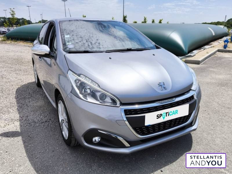 Peugeot 208 PureTech 82ch S&S BVM5 Signature  occasion à ARGENTEUIL - photo n°4