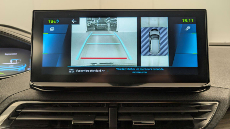 Peugeot 3008 HYbrid4 Hybrid4 300 e-EAT8 GT Pack 2022 - photo n°18 Peugeot 3008 HYbrid4 Hybrid4 300 e-EAT8 GT Pack  occasion à SAINT-GREGOIRE - photo n°18